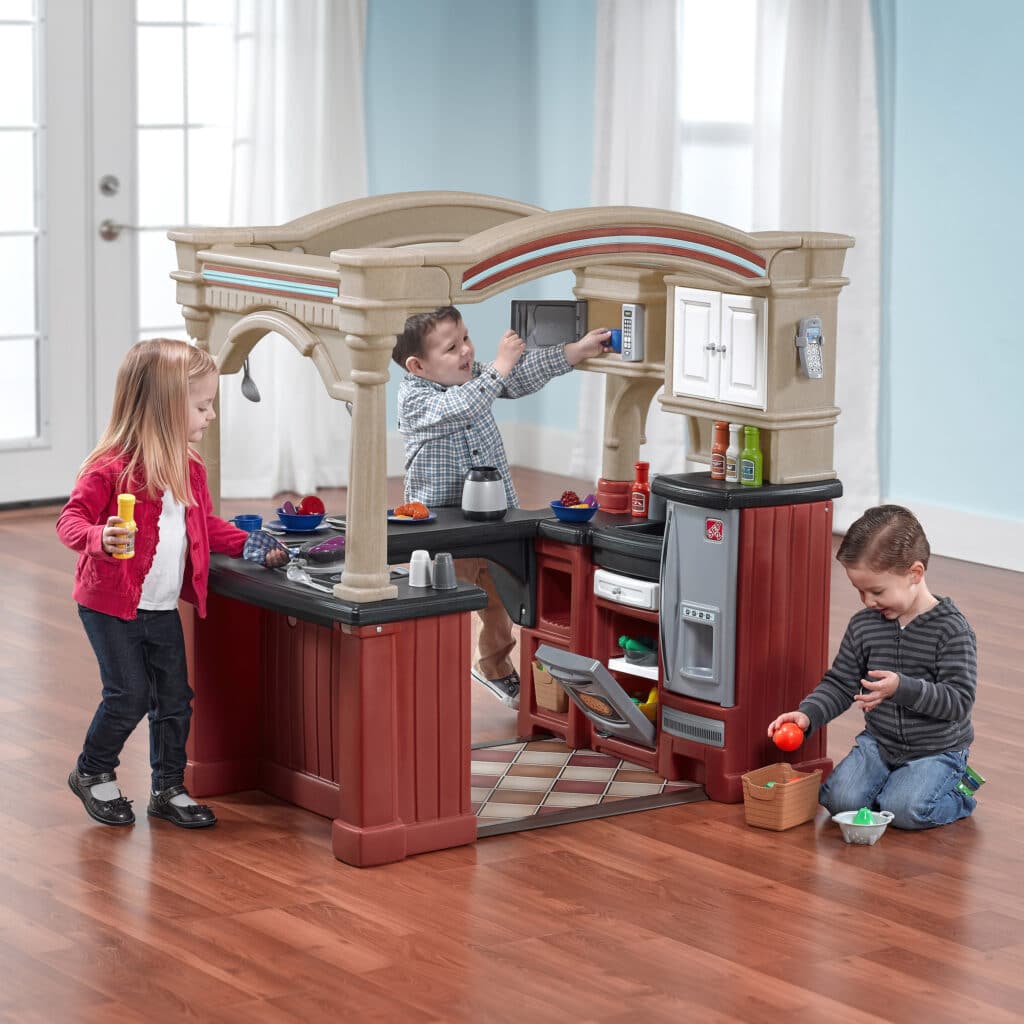 Grand Walk In Kitchen 4 scaled